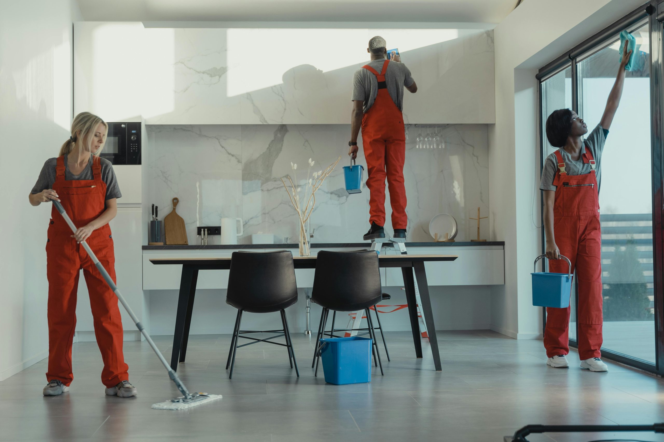 Office & Commercial Cleaning Office & Commercial Cleaning